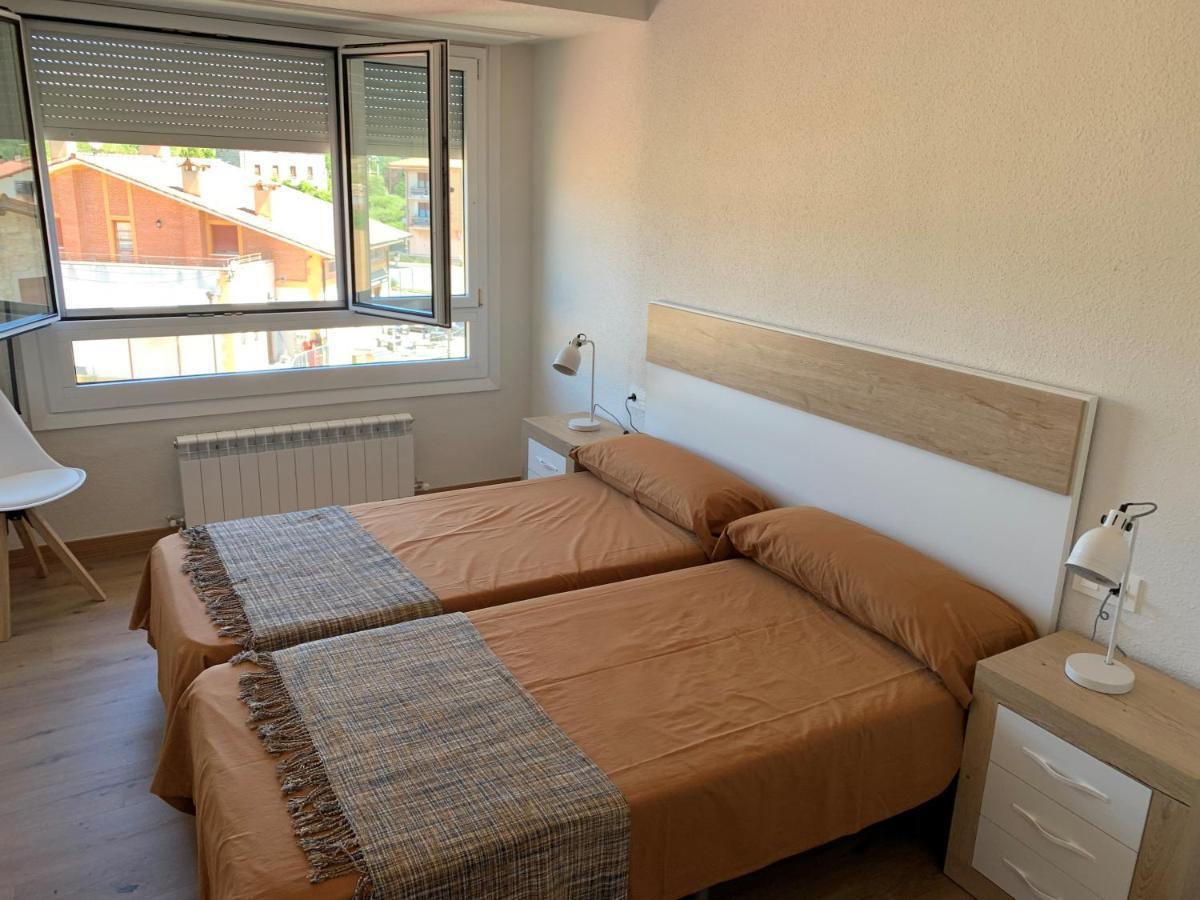 Tellazar Apartment Maestu Luaran gambar